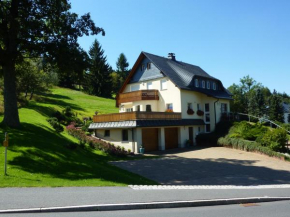Ferienwohnung Cafe`Rotter , Brigitte und Jürgen Rotter Schellerhau